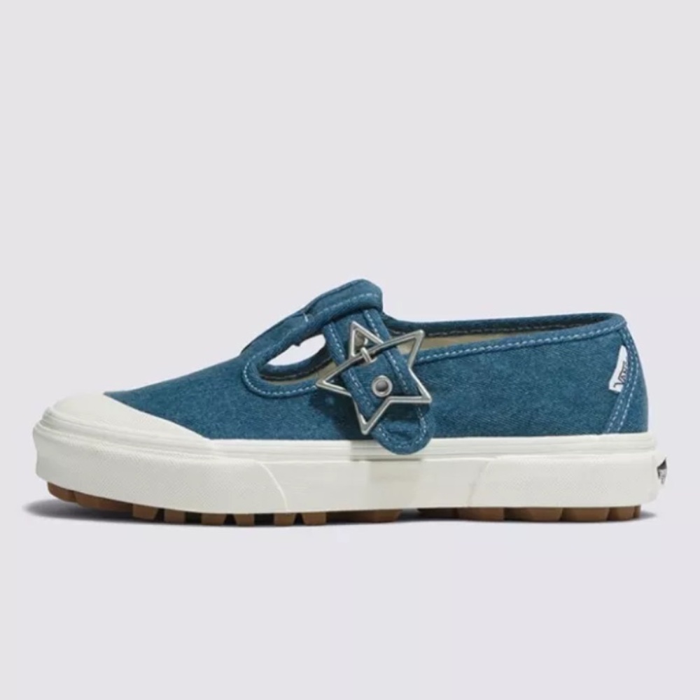 Women Blue Denim vans shoes with Star Detail new in box